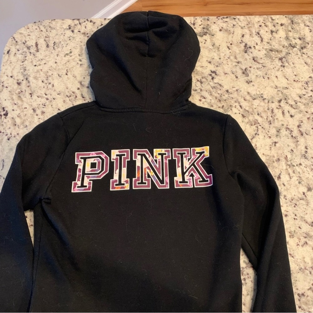 Pink/VictoriasSecret sweatshirt Size:Xs Color:Black